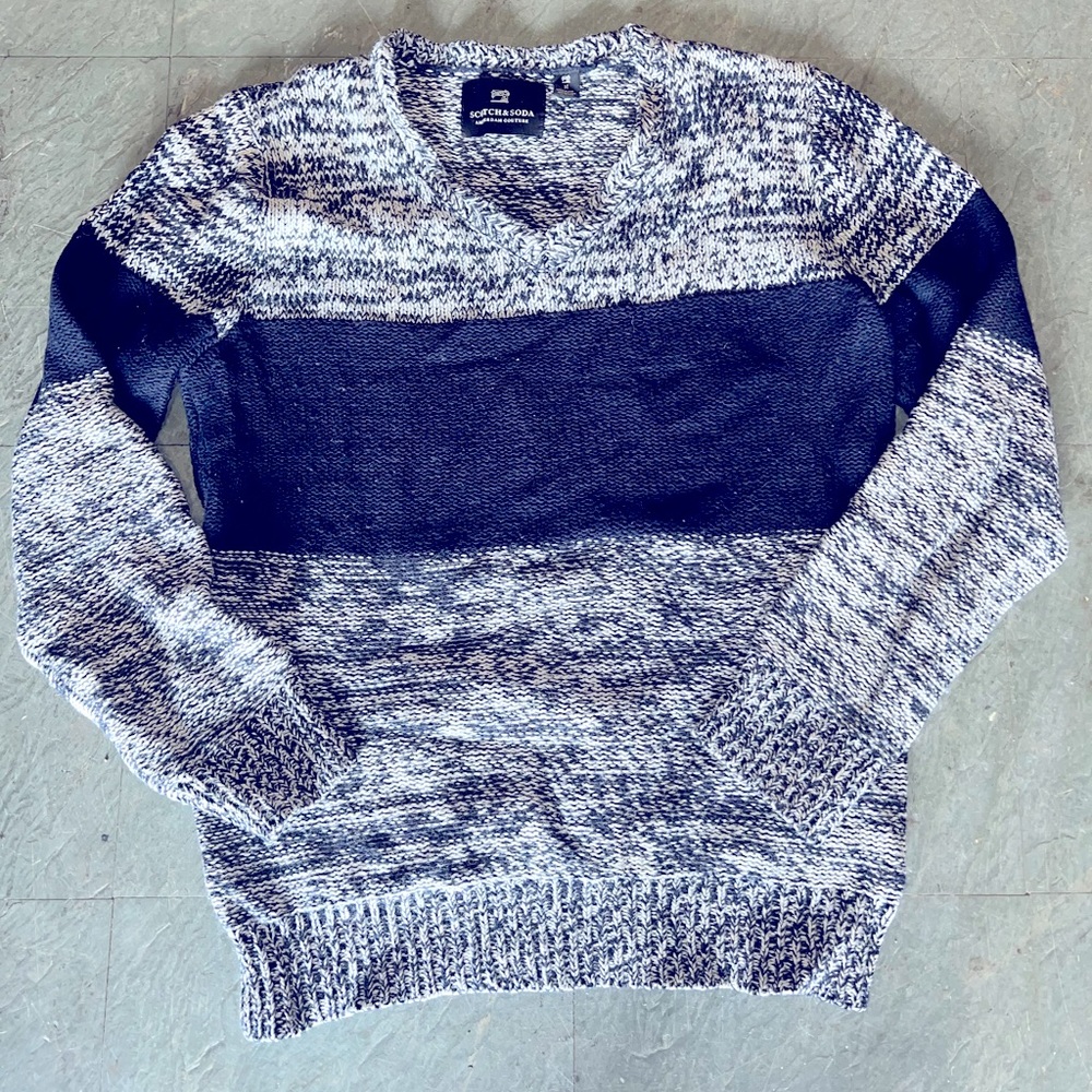 BARELY WORN! Oversized Super thick sweater bought in London. Fits like a Size L.